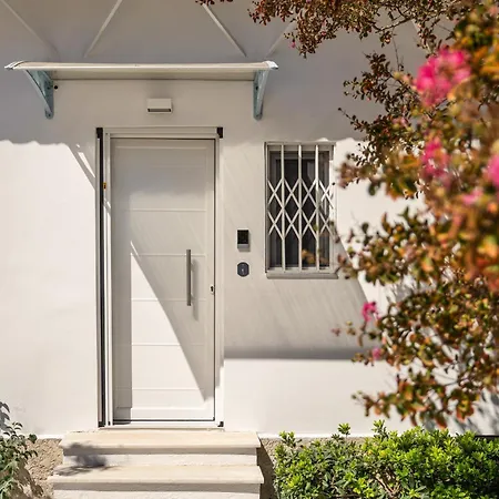 Villa Olyan Seaside *