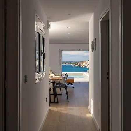 فيلة Olyan Seaside